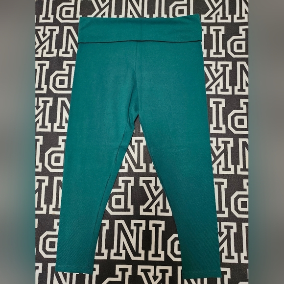 (H)VS Pink 3pc NWT Green Crest Set 💚 - Picture 10 of 13